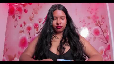 Snapshot of thais_waldrof chatting on February 2025 04:18:02 AM Andreina online show from February 2025 04:18:02 AM