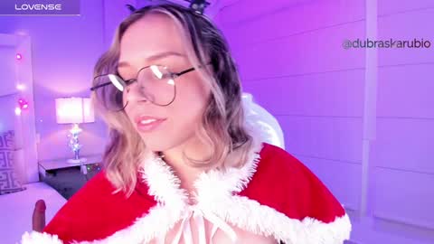Snapshot of thalia21_ chatting on December 2024 04:41:01 AM Thalia21 online show from December 2024 04:41:01 AM