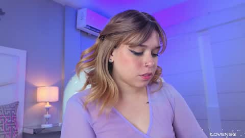 Snapshot of thalia21_ chatting on September 2025 10:57:01 PM Thalia21 online show from September 2025 10:57:01 PM