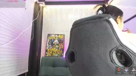 Thalia online show from December 2025 04:07:02 AM