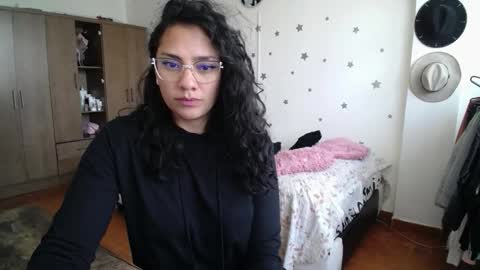    online show from October 2025 07:10:02 PM