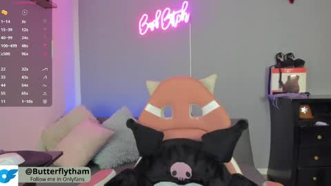 Snapshot of thamara_cooper_ chatting on April 2026 06:03:02 PM thamara_cooper_ online show from April 2026 06:03:02 PM