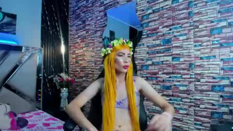Snapshot of thamara_roberts chatting on April 2026 01:20:01 PM thamara_roberts online show from April 2026 01:20:01 PM