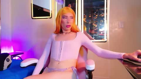 Snapshot of thamara_roberts chatting on May 2026 08:13:02 PM thamara_roberts online show from May 2026 08:13:02 PM