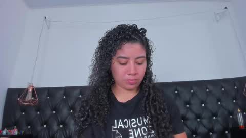 Snapshot of thara_webstter chatting on February 2025 05:53:01 PM thara webstter online show from February 2025 05:53:01 PM