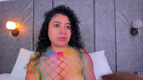 thara webstter online show from November 2025 11:44:01 AM