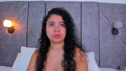 thara webstter online show from December 2025 11:41:02 AM