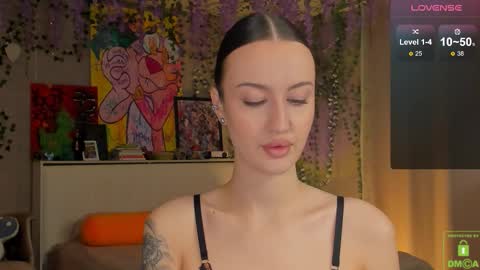 Your Eva online show from September 2025 08:20:02 AM