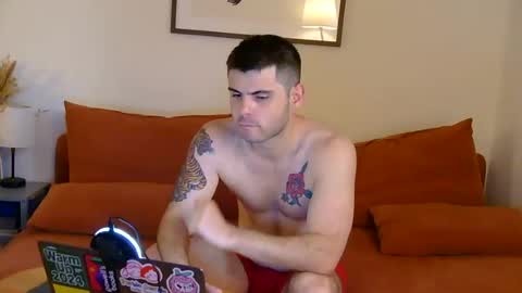 Snapshot of thatfeelsgoood chatting on June 2026 11:14:02 PM thatfeelsgoood online show from June 2026 11:14:02 PM