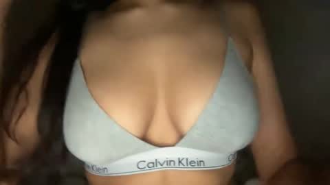 Melanie online show from February 2026 03:58:02 AM