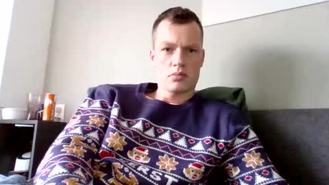 Snapshot of the___rocky200 chatting on December 2025 01:52:02 PM Dennis online show from December 2025 01:52:02 PM