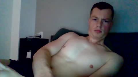 Snapshot of the___rocky200 chatting on January 2026 07:24:01 AM Dennis online show from January 2026 07:24:01 AM