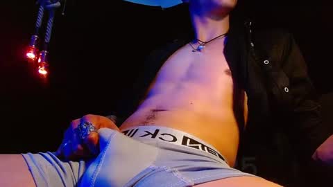 GIORGGIO online show from January 2025 08:00:01 AM