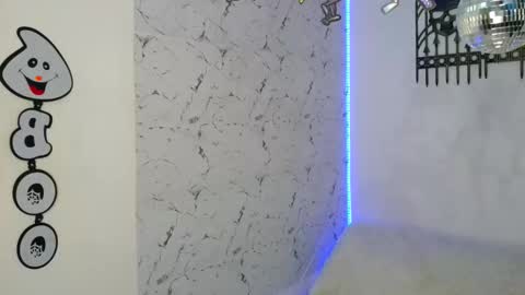 Snapshot of the_crack71 chatting on October 2025 02:28:02 PM Sean OPry online show from October 2025 02:28:02 PM