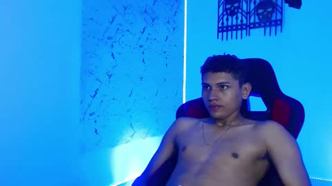 Snapshot of the_crack71 chatting on October 2025 02:19:01 PM Sean OPry online show from October 2025 02:19:01 PM