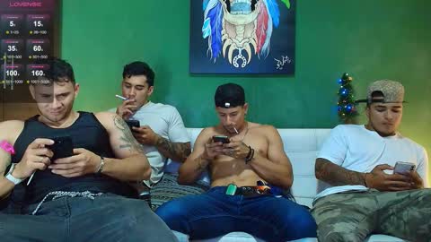 SCOTT  THEO  KAMERON  GENDERSON online show from December 2025 03:05:01 AM