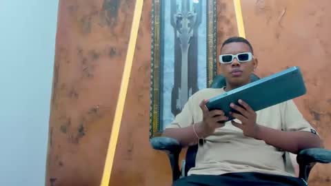 Snapshot of the_hot_boy0 chatting on November 2025 11:53:02 AM the_hot_boy0 online show from November 2025 11:53:02 AM