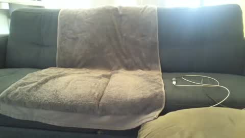 Snapshot of the_love_log chatting on September 2025 07:33:02 AM the_love_log online show from September 2025 07:33:02 AM