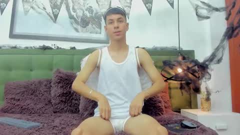   T H E    M A R K   K I N G online show from October 2025 05:14:02 PM