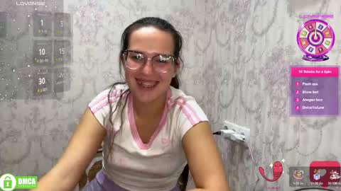 Snapshot of the_princese chatting on October 2025 03:02:02 PM Alice online show from October 2025 03:02:02 PM