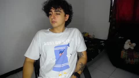 Snapshot of the_r00m chatting on September 2025 08:30:01 PM Jaime Angela online show from September 2025 08:30:01 PM