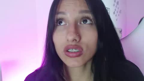 Snapshot of the_skinny_sweet chatting on October 2025 10:51:02 PM Andrea online show from October 2025 10:51:02 PM