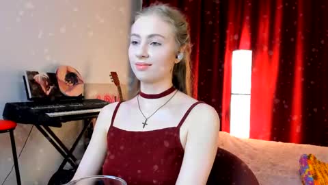 Ally    STREAMING ON TWITCH NOW Check my Twitter for updates online show from February 2025 04:40:02 PM