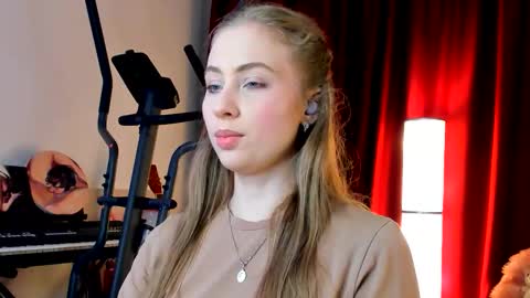 Ally    STREAMING ON TWITCH NOW Check my Twitter for updates online show from October 2025 02:31:02 AM