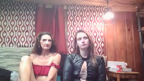 Snapshot of the_upper_room chatting on October 2025 04:58:02 PM Big Daddys Angels online show from October 2025 04:58:02 PM