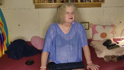 thea TheaDora online show from September 2025 04:35:01 AM