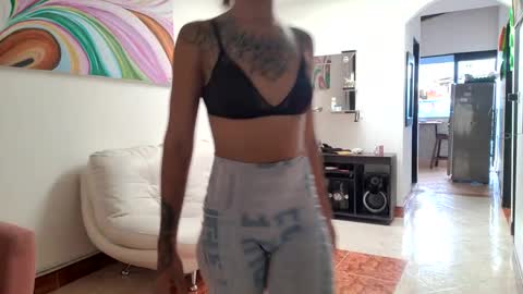 Snapshot of thebadwolf818 chatting on September 2025 08:10:02 PM thebadwolf818 online show from September 2025 08:10:02 PM