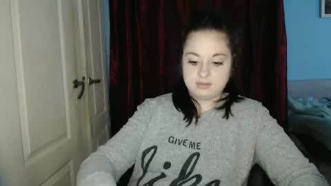 raissa online show from November 2025 02:05:02 PM