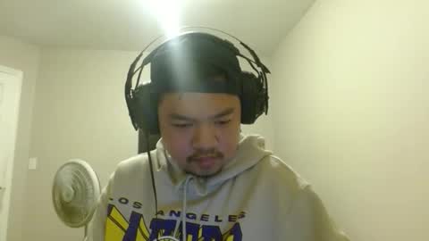 Bored lonely and horny looking for people to  chat with have sex with Las vegas nevada online show from November 2025 02:57:02 AM