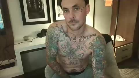 Snapshot of thecoryhall9109 chatting on October 2025 08:18:02 AM thecoryhall9109 online show from October 2025 08:18:02 AM