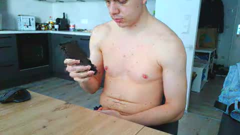 thecuteguy144949 online show from March 2026 10:12:02 AM