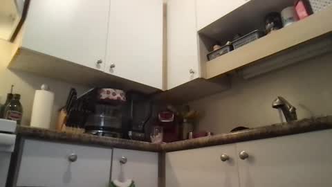 Masked Milf Christina online show from October 2025 04:57:01 PM