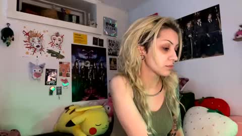 Snapshot of theeking_venus chatting on December 2024 03:00:02 AM KIng Venus online show from December 2024 03:00:02 AM