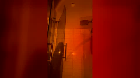 Snapshot of theekingcapo chatting on May 2026 09:39:02 AM king capo thee online show from May 2026 09:39:02 AM