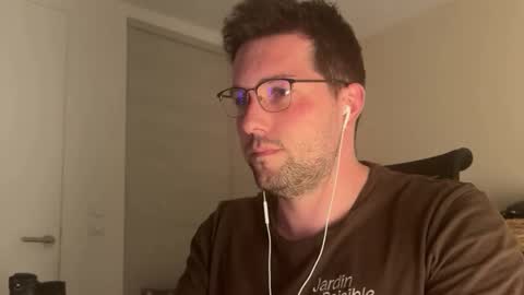 Snapshot of thefrenchie_1 chatting on March 2026 06:45:02 PM thefrenchie_1 online show from March 2026 06:45:02 PM