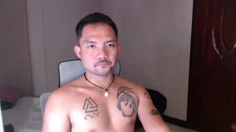 Snapshot of thefriskyasian chatting on December 2024 06:43:01 PM Jaycee online show from December 2024 06:43:01 PM