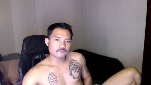 Snapshot of thefriskyasian chatting on December 2024 10:09:01 PM Jaycee online show from December 2024 10:09:01 PM