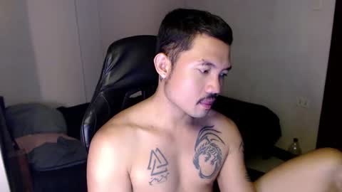 Snapshot of thefriskyasian chatting on December 2024 04:43:01 PM Jaycee online show from December 2024 04:43:01 PM