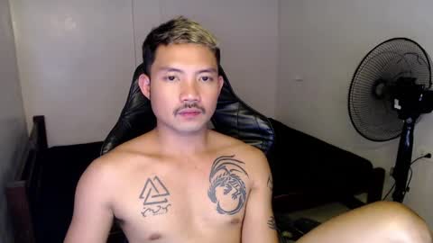 Snapshot of thefriskyasian chatting on February 2025 06:32:02 PM Jaycee online show from February 2025 06:32:02 PM