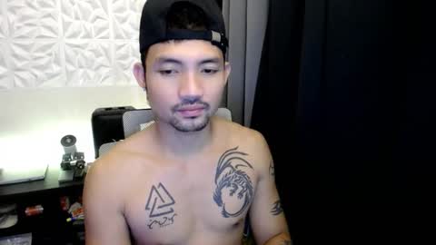 Snapshot of thefriskyasian chatting on October 2025 01:02:02 AM Jaycee online show from October 2025 01:02:02 AM