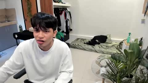 Green online show from January 2025 04:22:02 AM