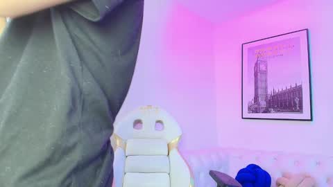 Theia  online show from January 2025 12:56:01 PM