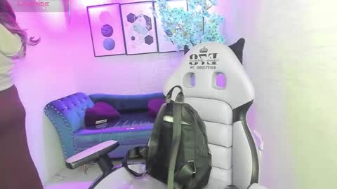 Theia  online show from January 2026 12:21:02 PM