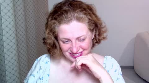 Ella online show from October 2025 06:41:02 PM