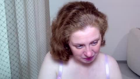 Ella online show from November 2025 08:25:01 AM