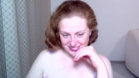 Ella online show from December 2025 04:12:02 PM